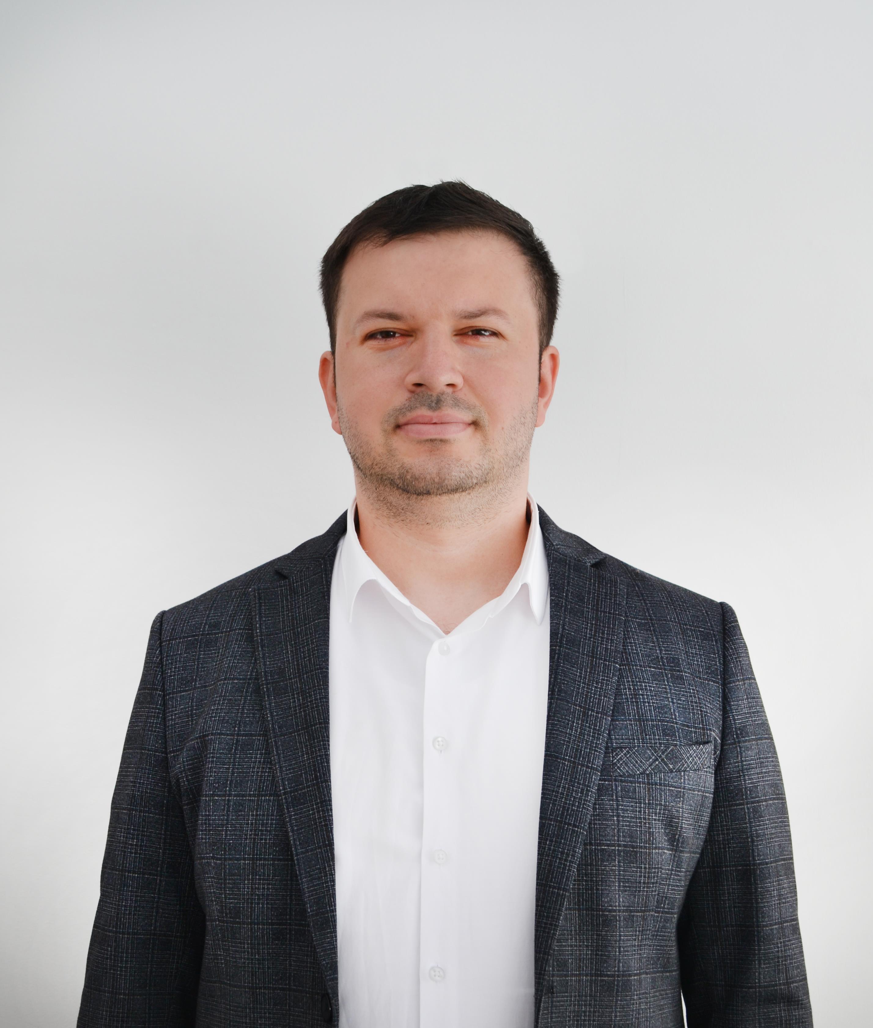 Рамазанов Сираждин Жалалдинович.